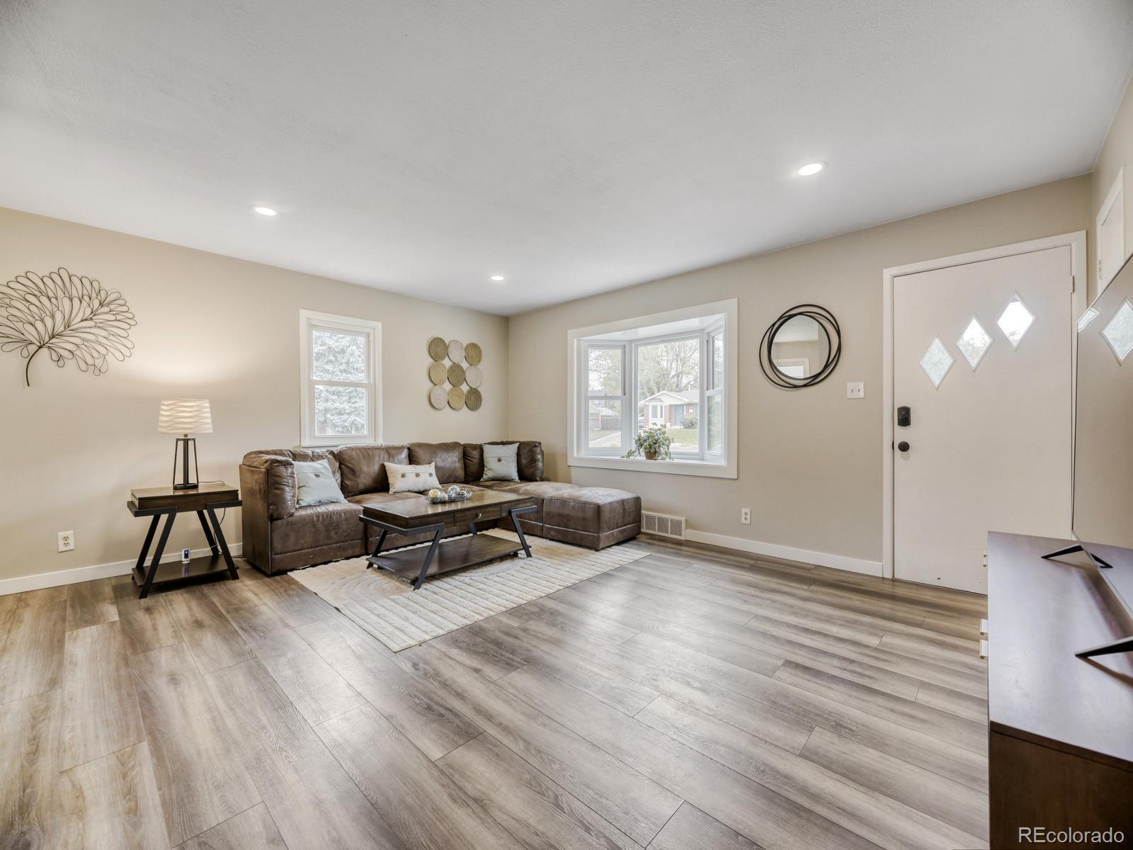1015 W Longview Avenue Littleton CO 80120