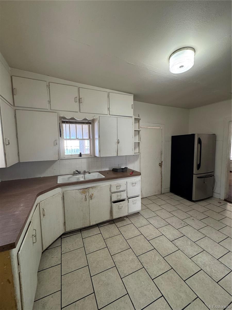 131 Saint Louis Avenue Pueblo CO 81004