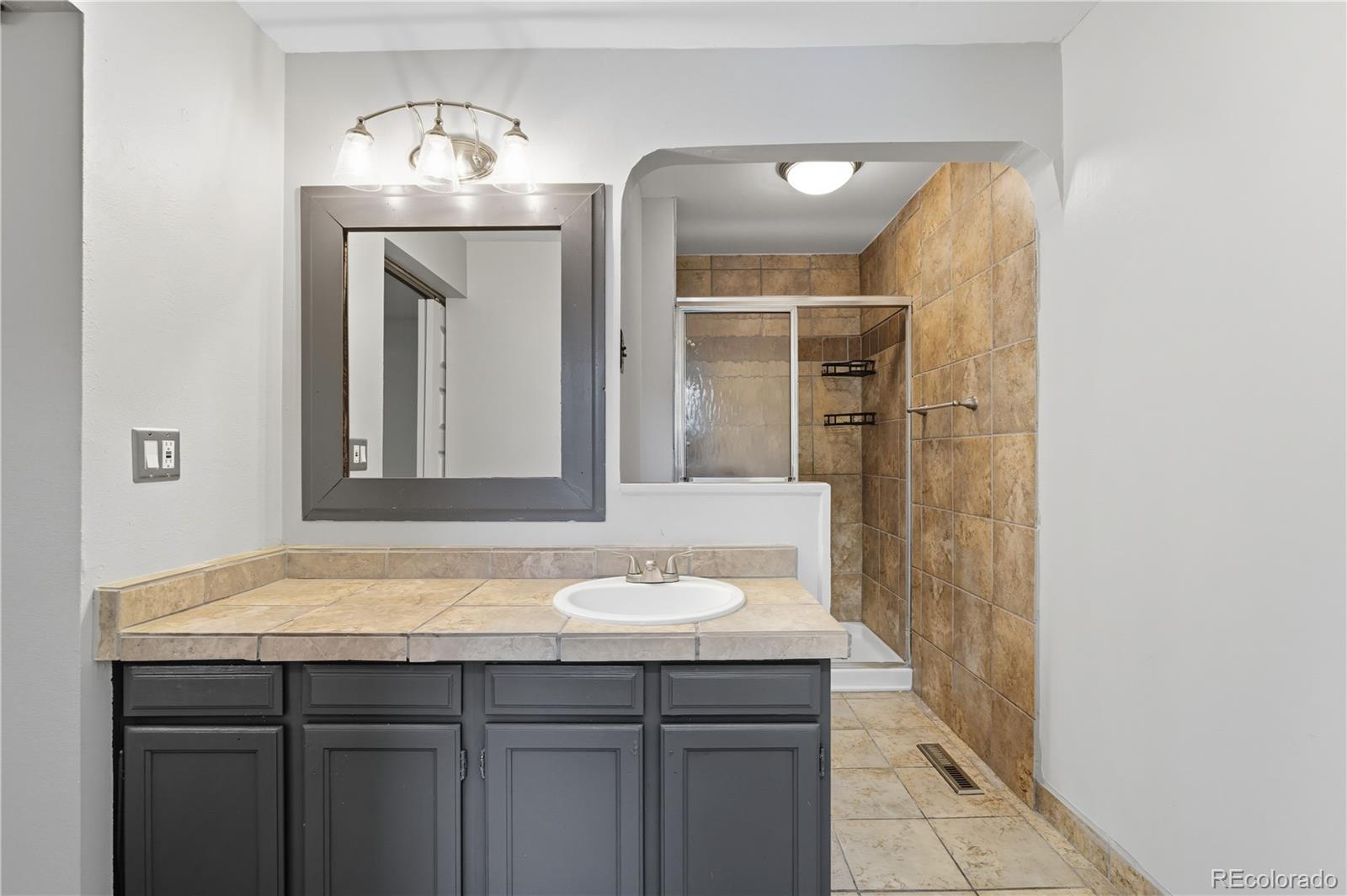 5229 S Pagosa Way Centennial CO 80015