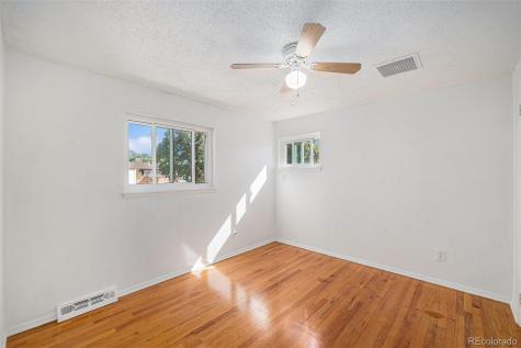 3065 Zion Street Aurora CO 80011