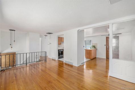 3065 Zion Street Aurora CO 80011