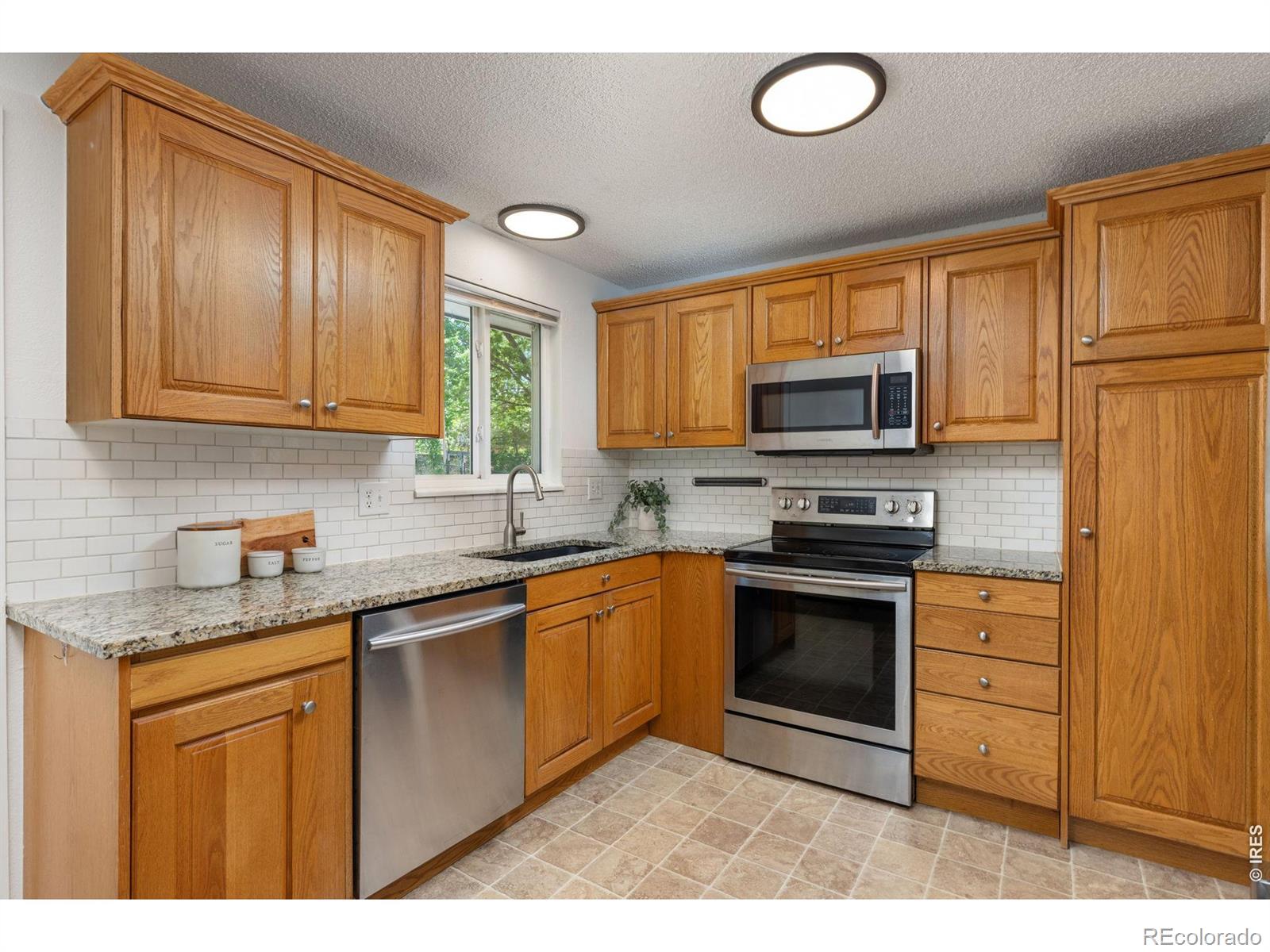 724 Hubbard Drive Longmont CO 80504