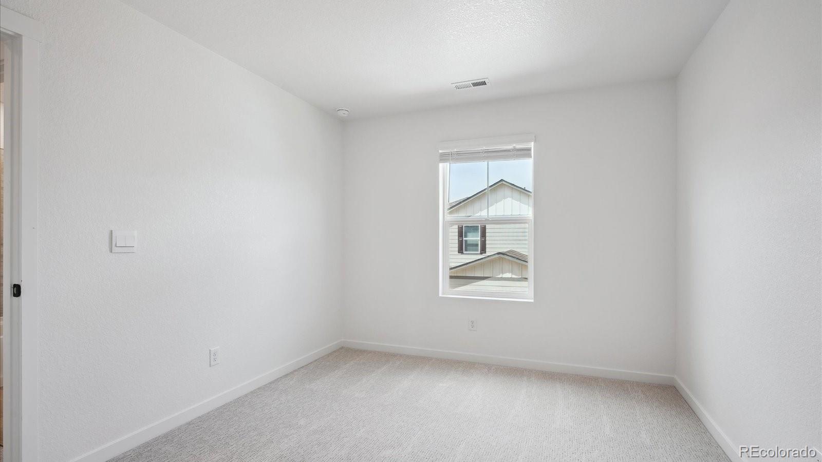 668 N Ukraine Street Aurora CO 80018