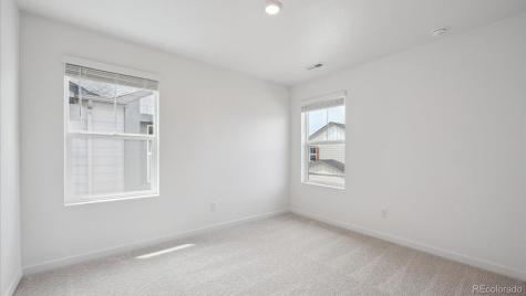 668 N Ukraine Street Aurora CO 80018