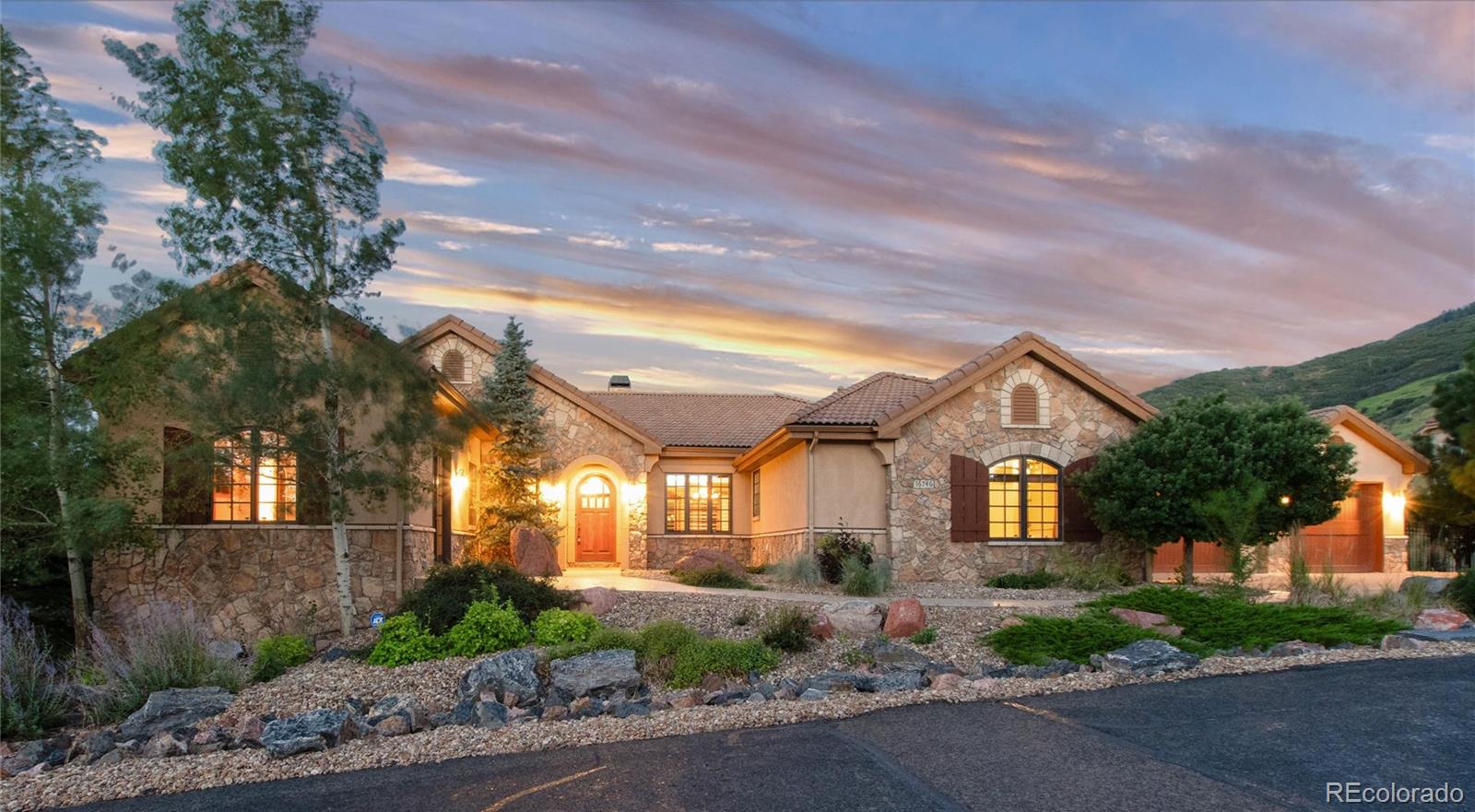 Morrison CO, 16746 Sparrow Point Way