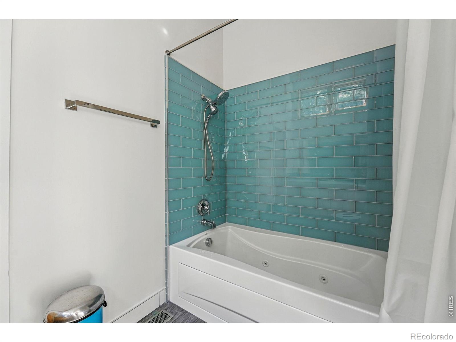 1127 Valley Lane Boulder CO 80302