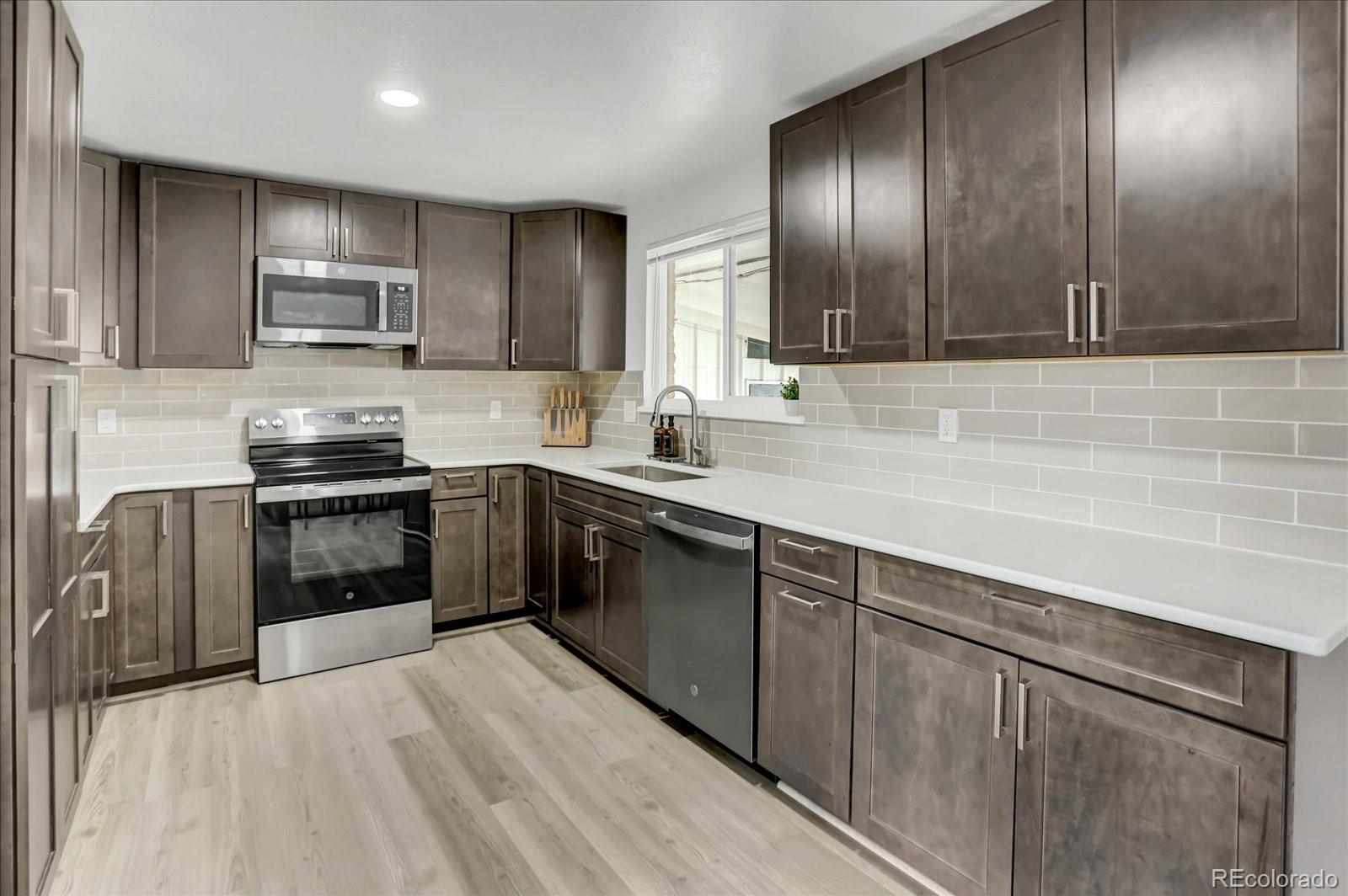 1894 S Reed Street Lakewood CO 80232