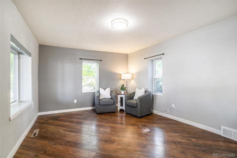 263 N 10th Avenue Brighton CO 80601
