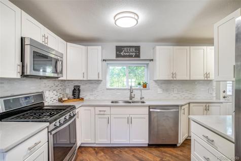 263 N 10th Avenue Brighton CO 80601