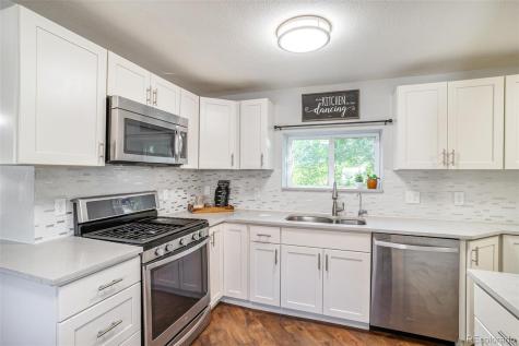 263 N 10th Avenue Brighton CO 80601
