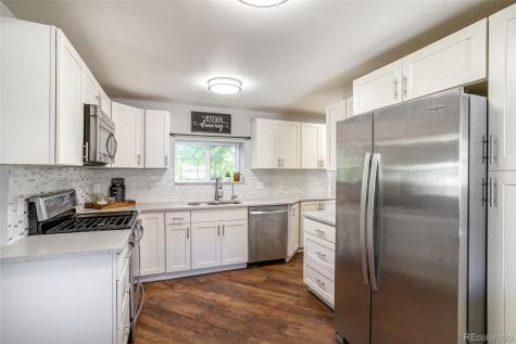 263 N 10th Avenue Brighton CO 80601