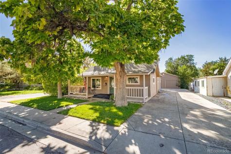 263 N 10th Avenue Brighton CO 80601
