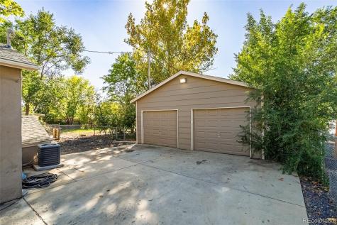 263 N 10th Avenue Brighton CO 80601