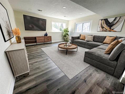 18950 E Kent Circle Aurora CO 80013