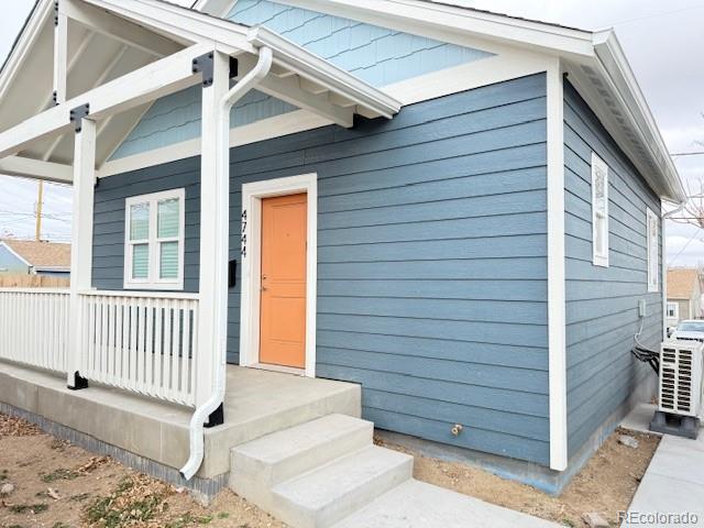 4744 N Leaf Court Denver CO 80216