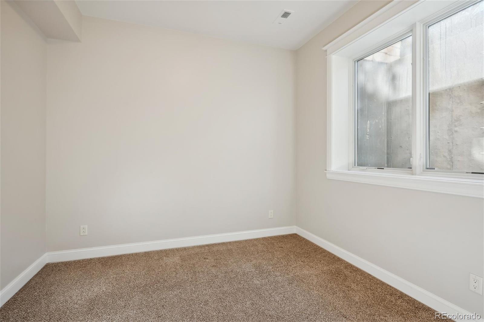 10 S Ivy Street Denver CO 80224