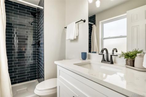 15195 E Bails Place Aurora CO 80012