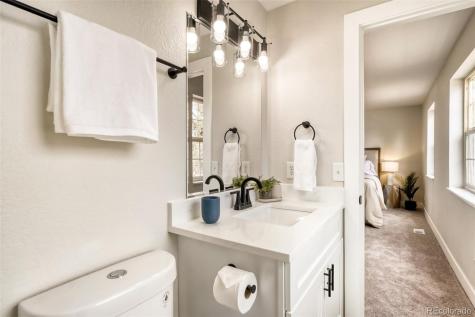 15195 E Bails Place Aurora CO 80012