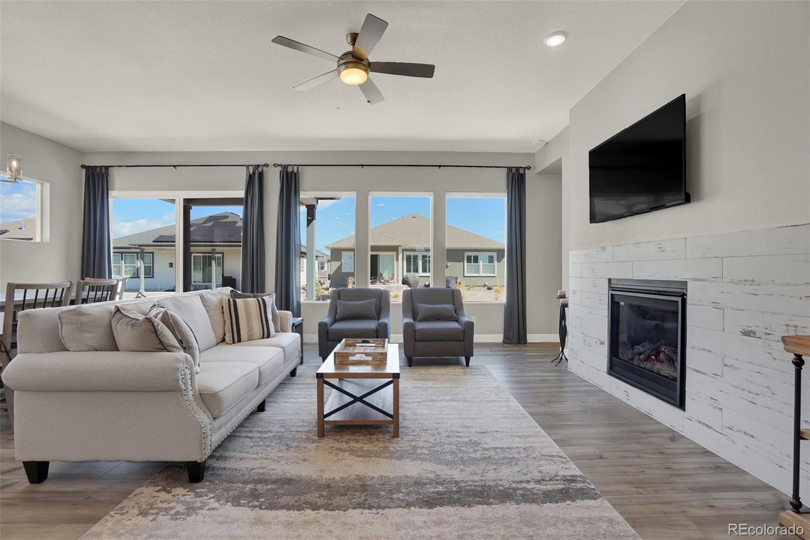 6879 Enclave Vista Loop Colorado Springs CO 80924