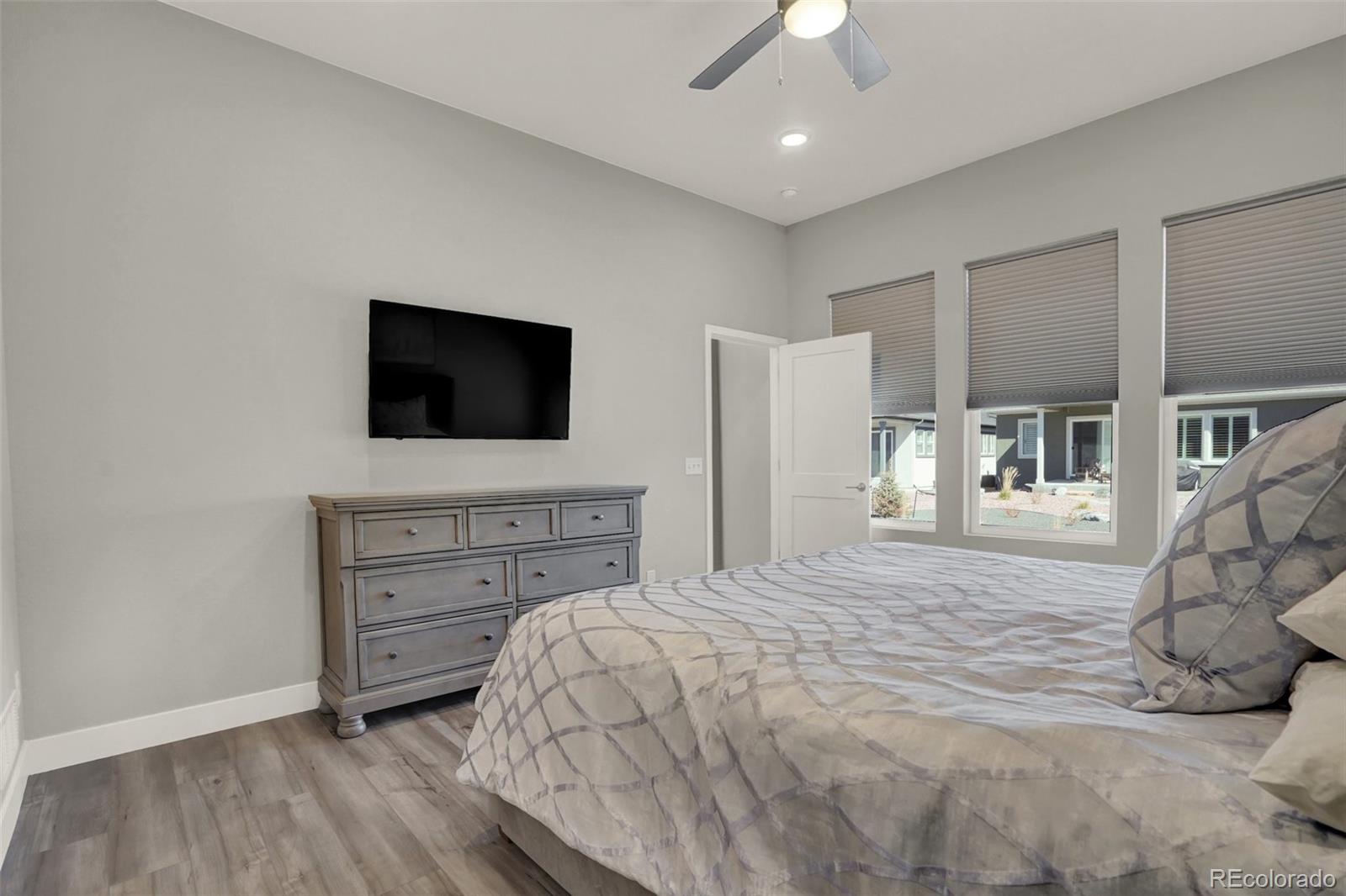 6879 Enclave Vista Loop Colorado Springs CO 80924