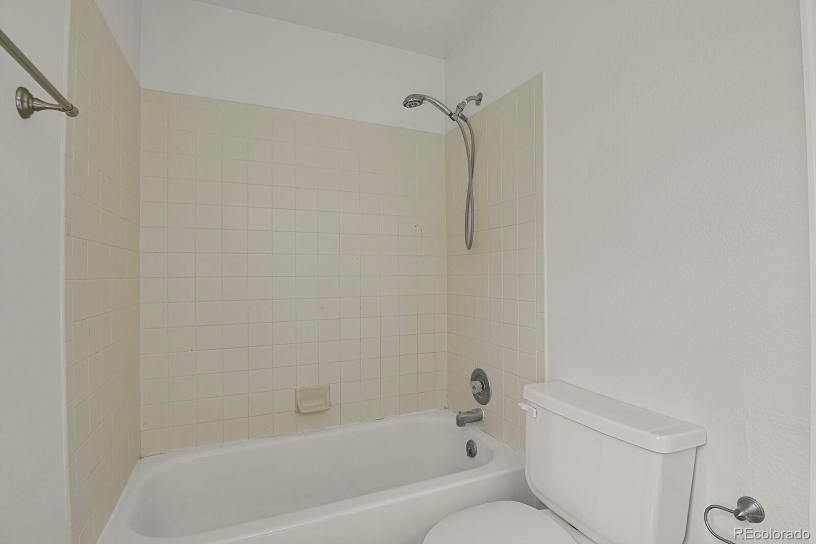 4637 S Flanders Way Centennial CO 80015