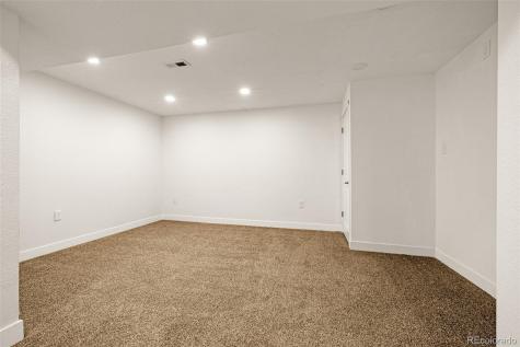 91 S Quantock Street Aurora CO 80018