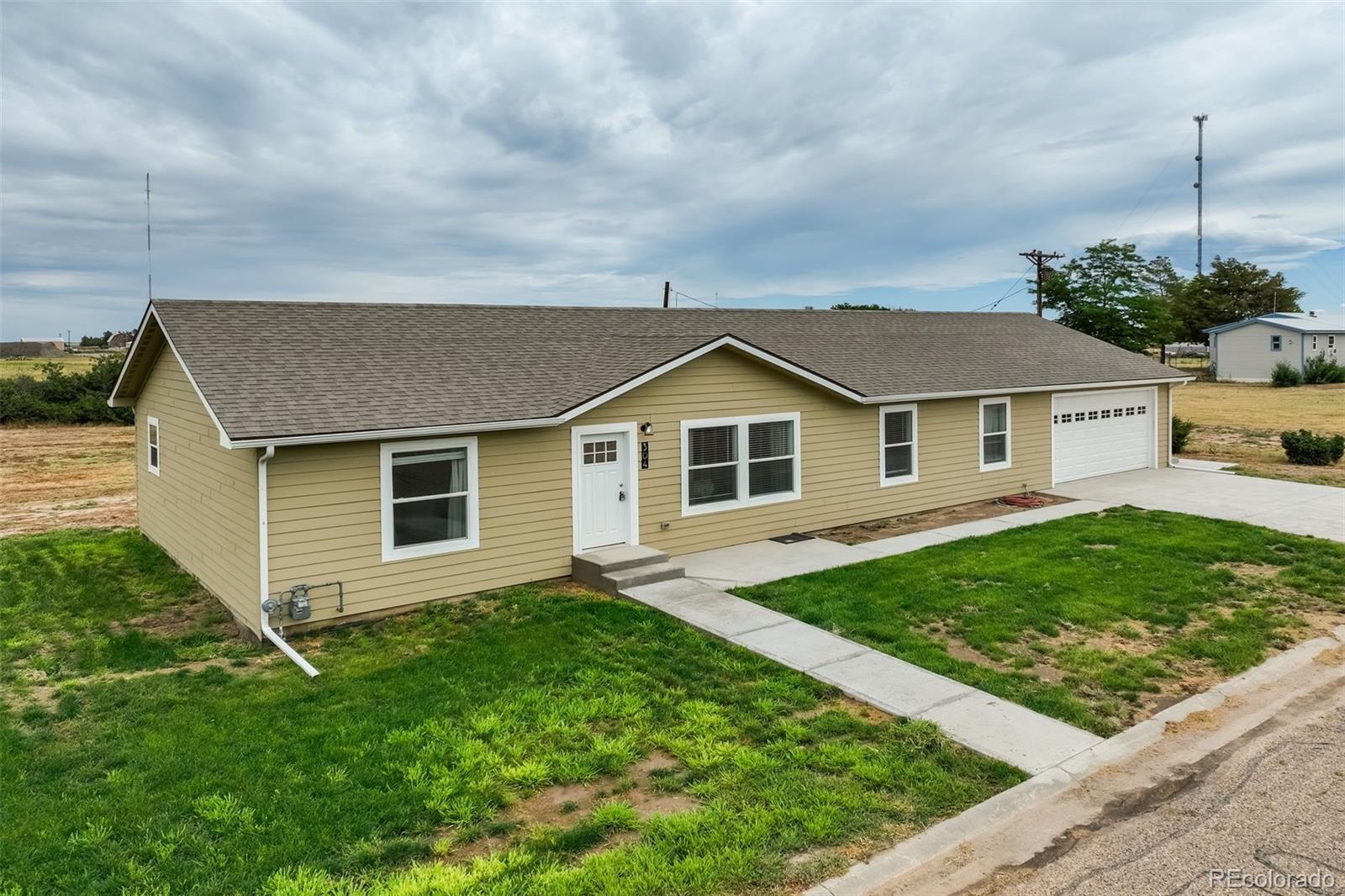 304 E 8th Street Flagler CO 80815