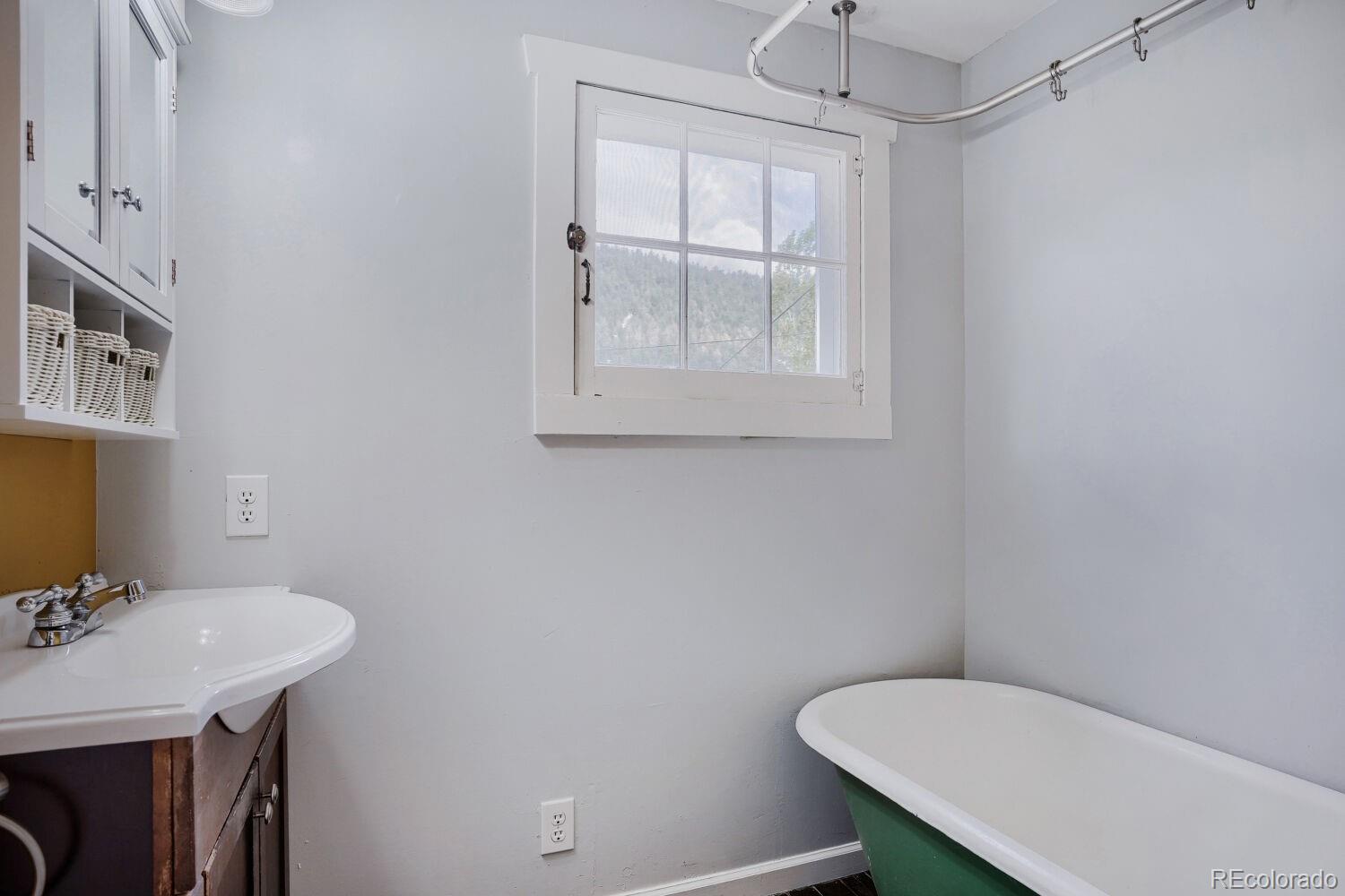 327 Virginia Idaho Springs CO 80452