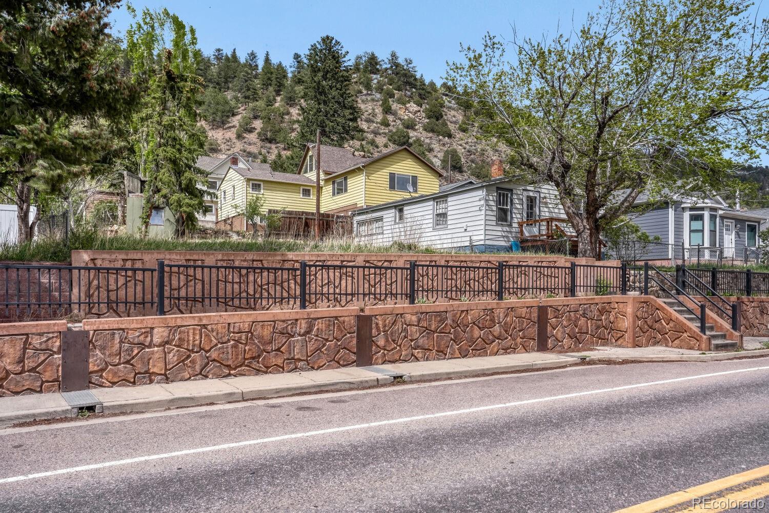 327 Virginia Idaho Springs CO 80452