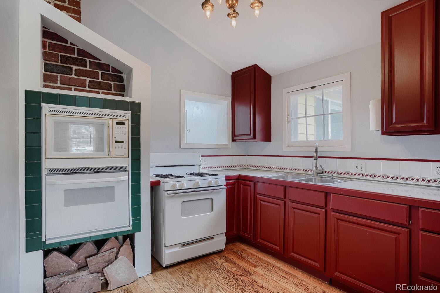 327 Virginia Idaho Springs CO 80452