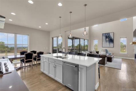 10401 Maplebrook Way Highlands Ranch CO 80126