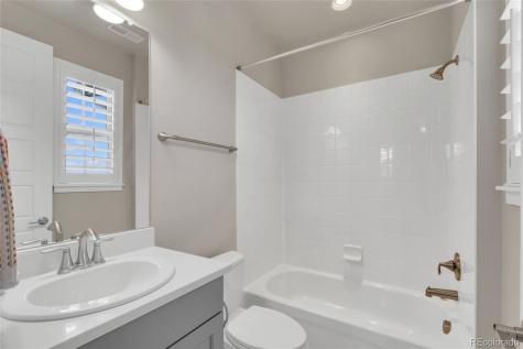10401 Maplebrook Way Highlands Ranch CO 80126