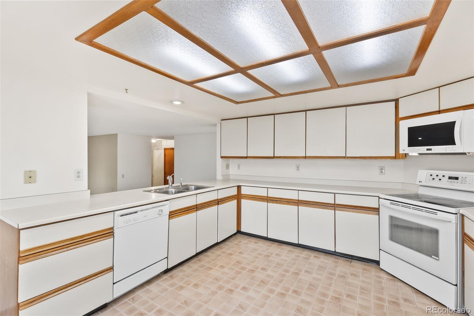 11303 E Warren Avenue Aurora CO 80014