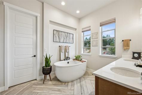 16320 Sunset Peak Lane Monument CO 80132