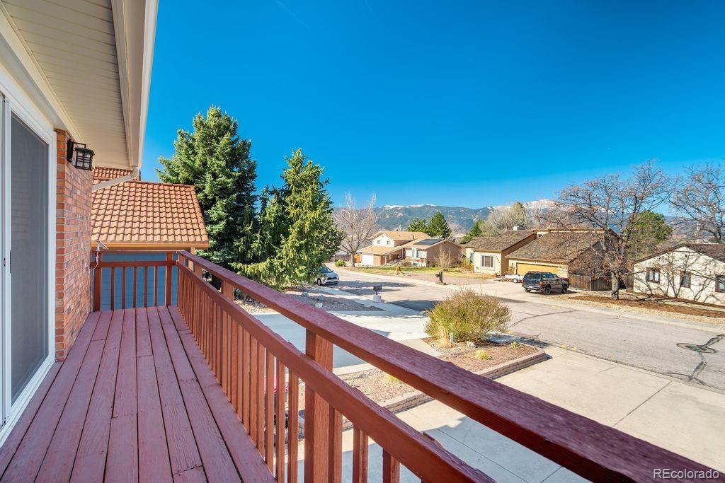 2832 Country Club Circle Colorado Springs CO 80909