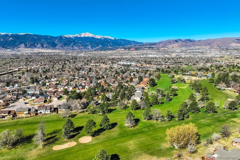 2832 Country Club Circle Colorado Springs CO 80909