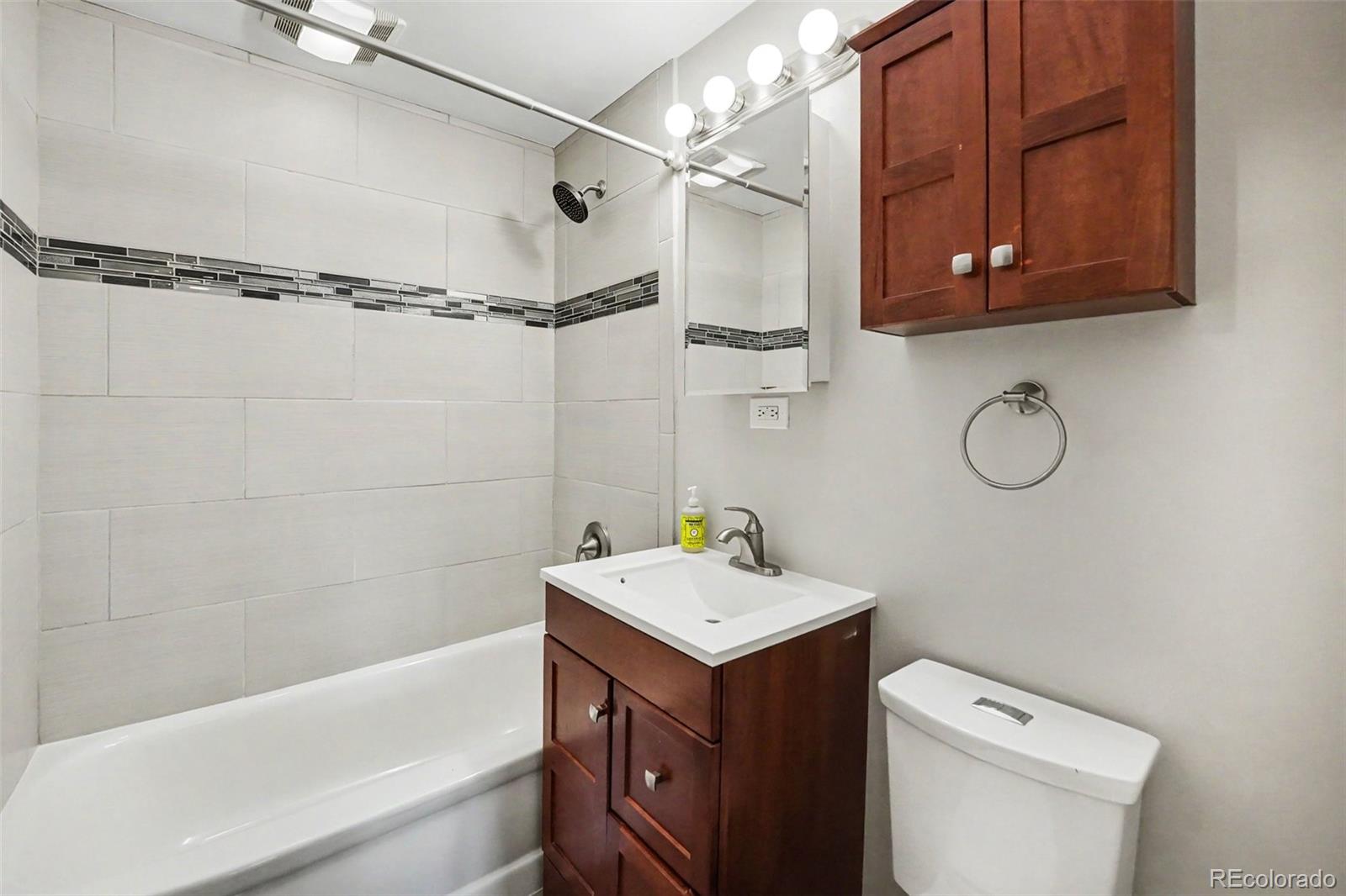2474 Newland Street Edgewater CO 80214