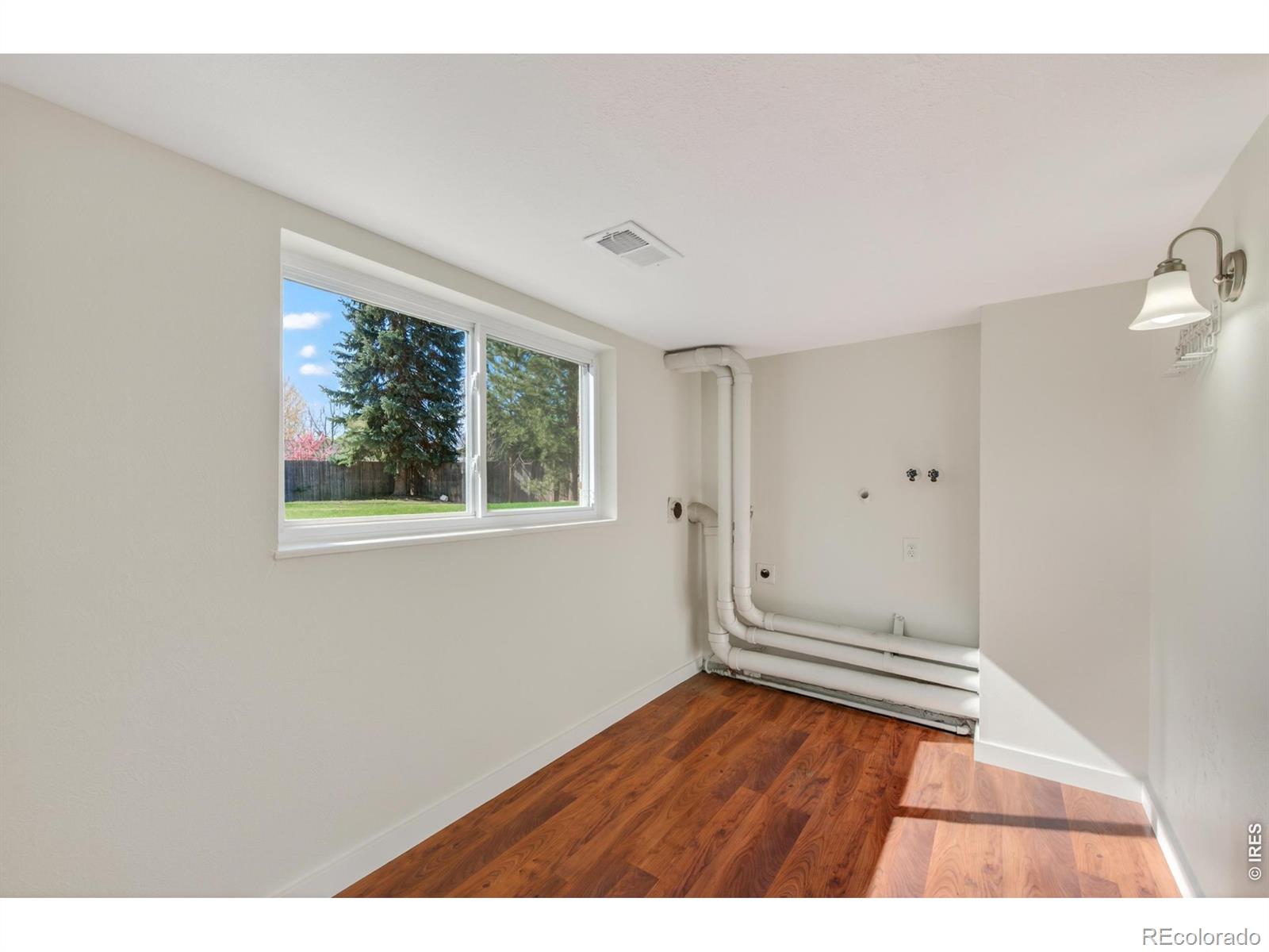 1432 S Bowen Street Longmont CO 80501
