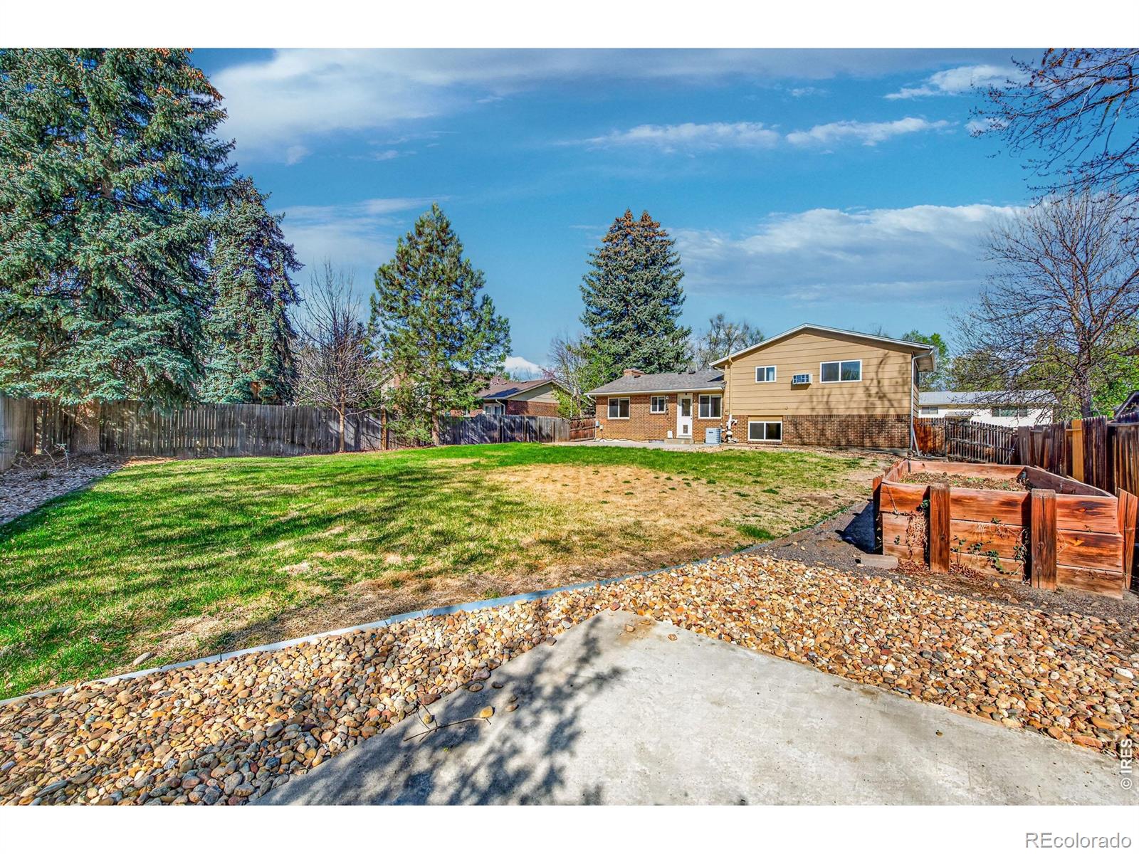 1432 S Bowen Street Longmont CO 80501