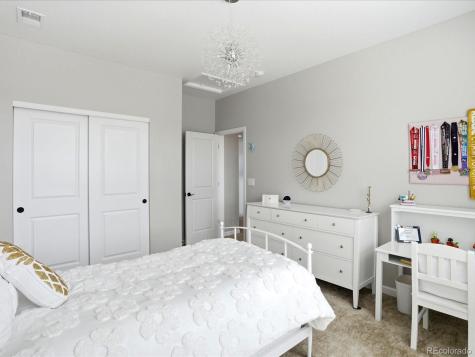 7064 S Vandriver Court Aurora CO 80016