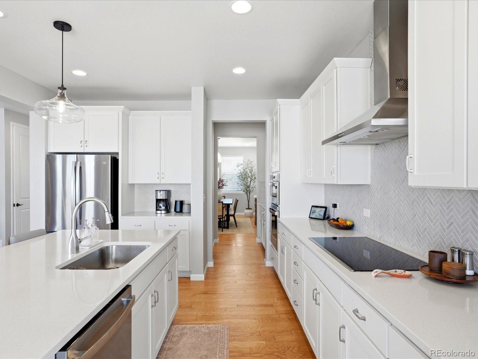 7064 S Vandriver Court Aurora CO 80016