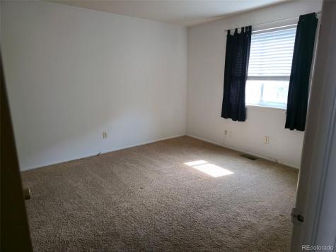 1914 Ensenada Court Aurora CO 80011