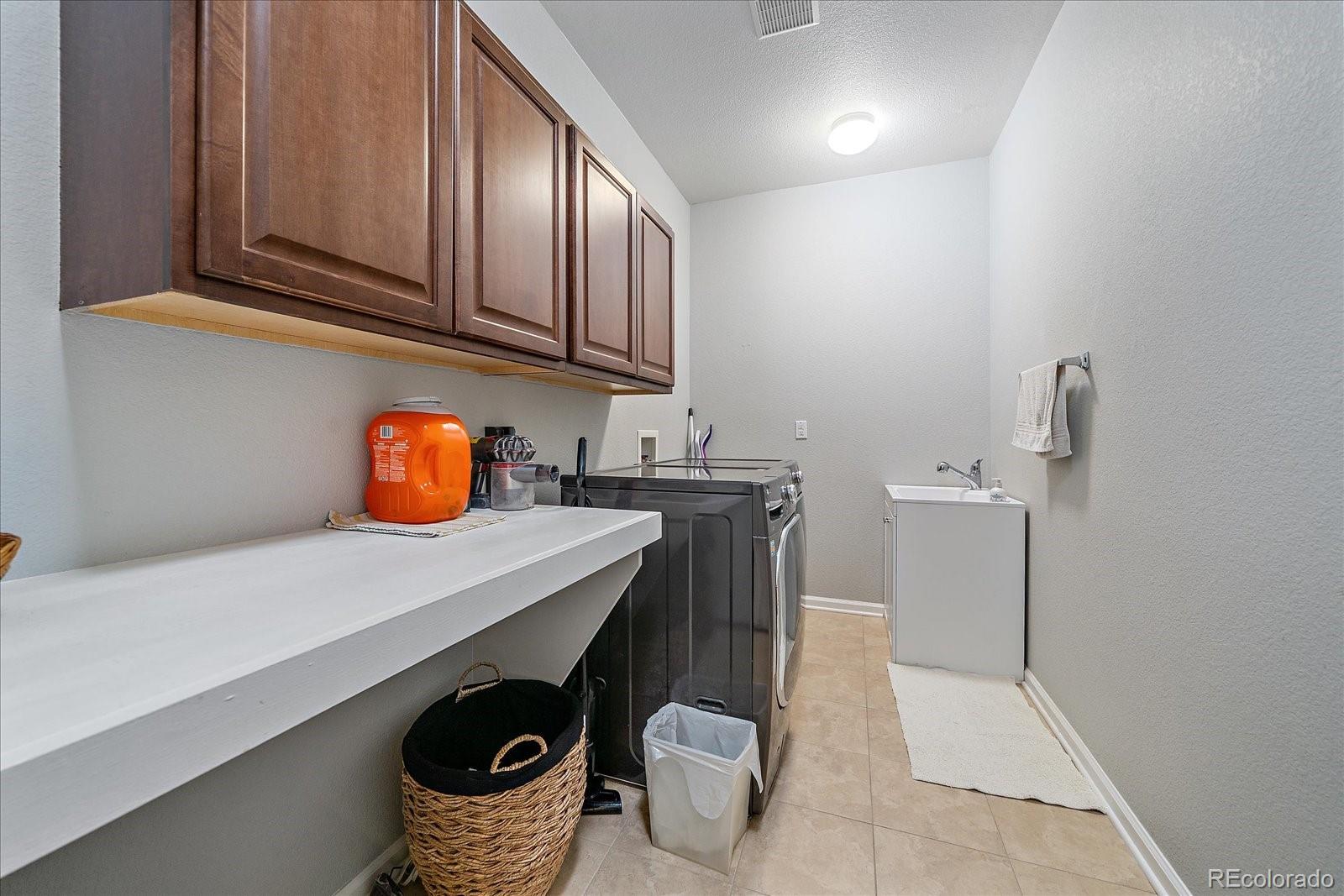 3007 Danbury Avenue Highlands Ranch CO 80126