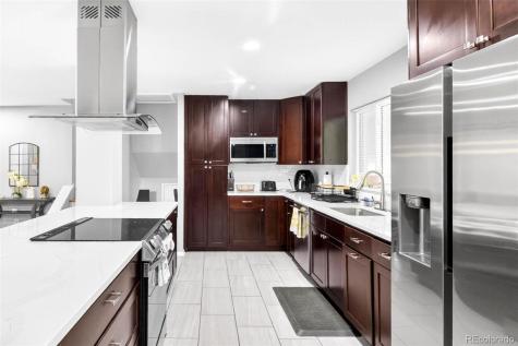 683 Dawson Street Aurora CO 80011