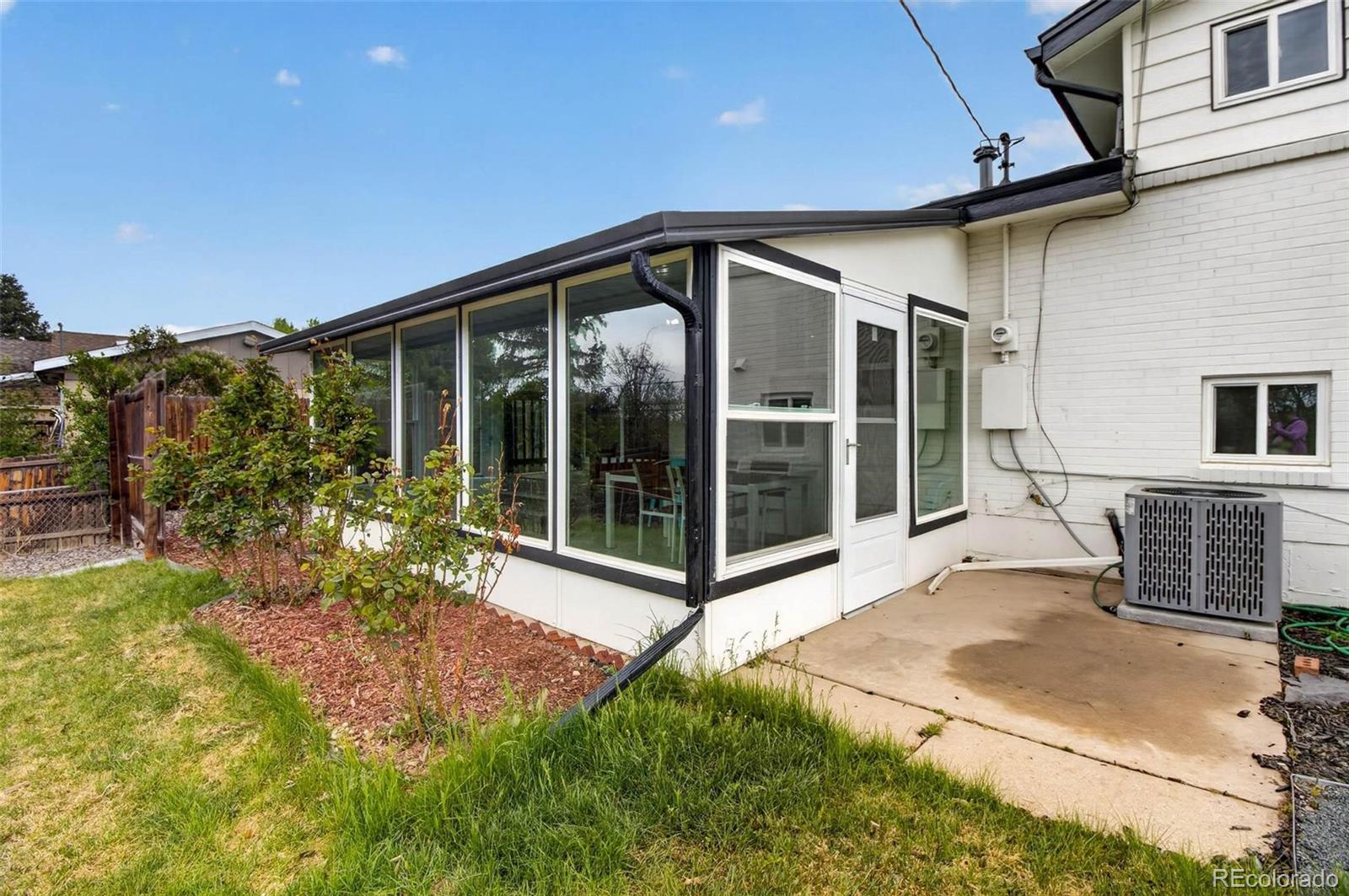 683 Dawson Street Aurora CO 80011