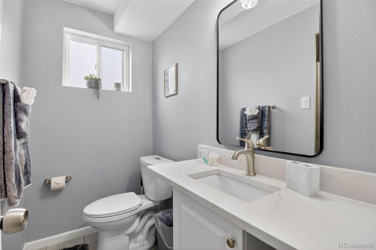 683 Dawson Street Aurora CO 80011
