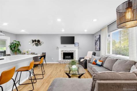 683 Dawson Street Aurora CO 80011