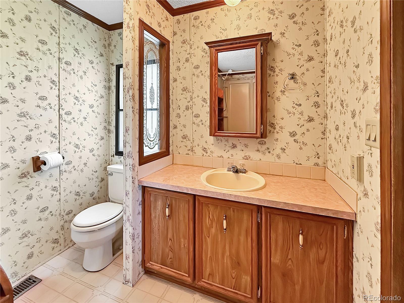205 E 8th Street Flagler CO 80815