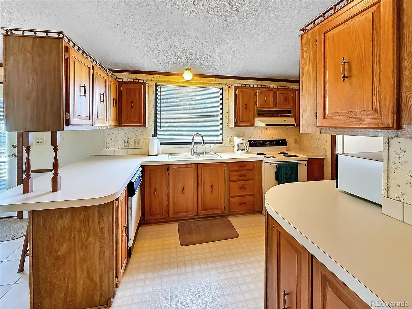 205 E 8th Street Flagler CO 80815