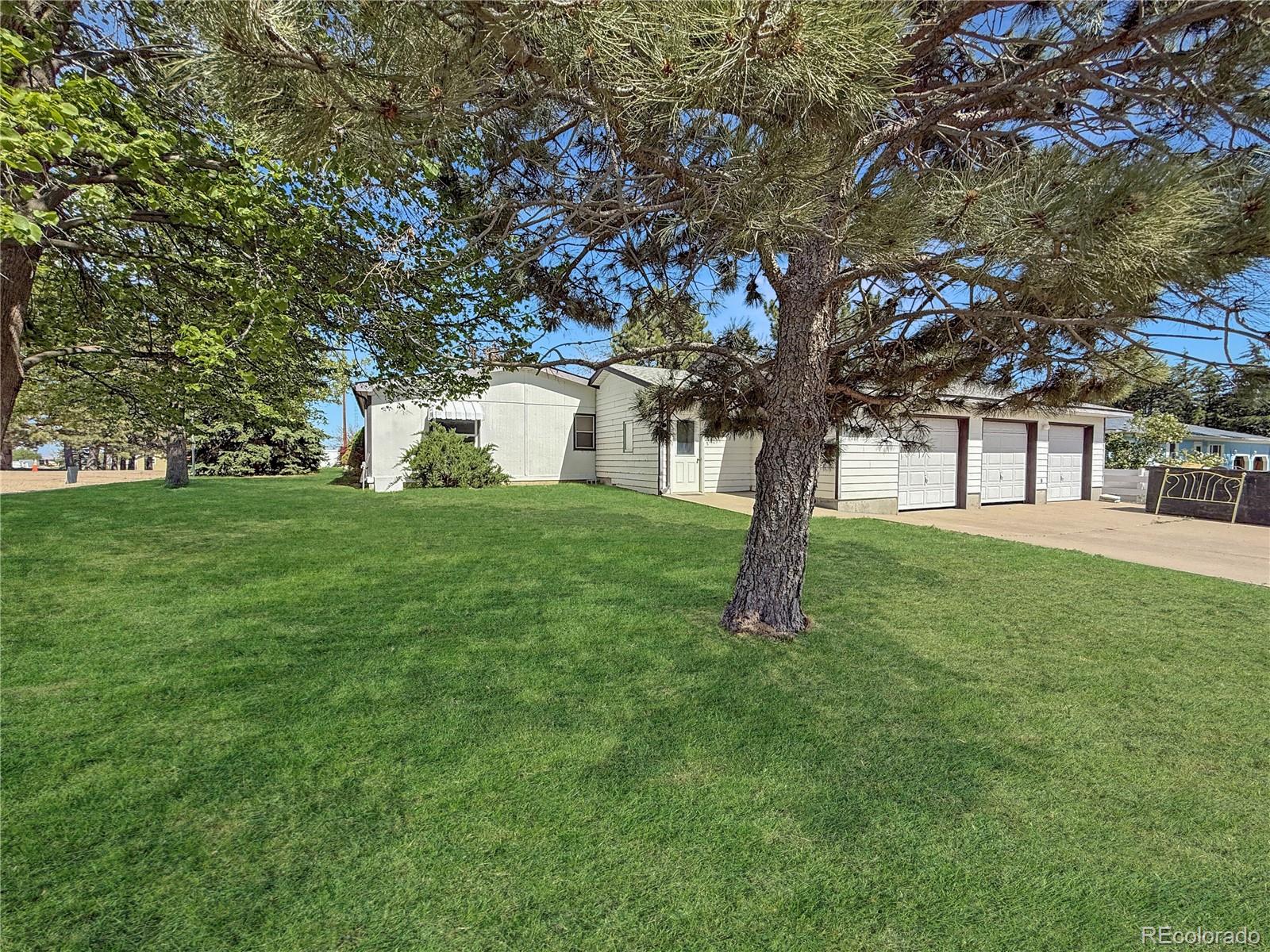 205 E 8th Street Flagler CO 80815
